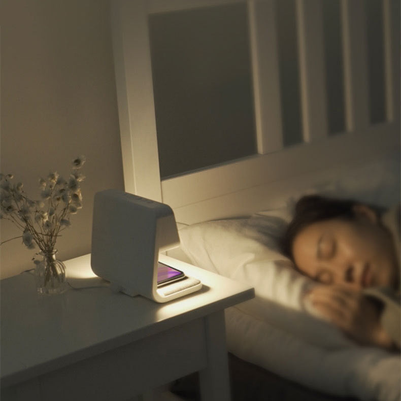 Creative 3 In 1 Bedside Lamp Wireless Charging LCD Screen Alarm Clock Wireless Phone Charger - Kreeam
